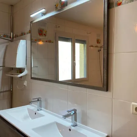 Grande Maison Recente Avec Vue Holiday home